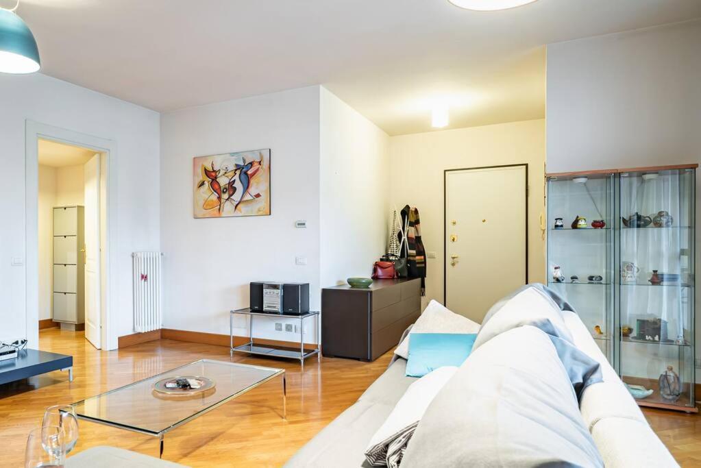 Broletto Park Apartment - Affitti Brevi Italia Lecco Esterno foto